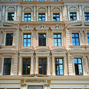Otel Tulip - Patio, Wroclaw